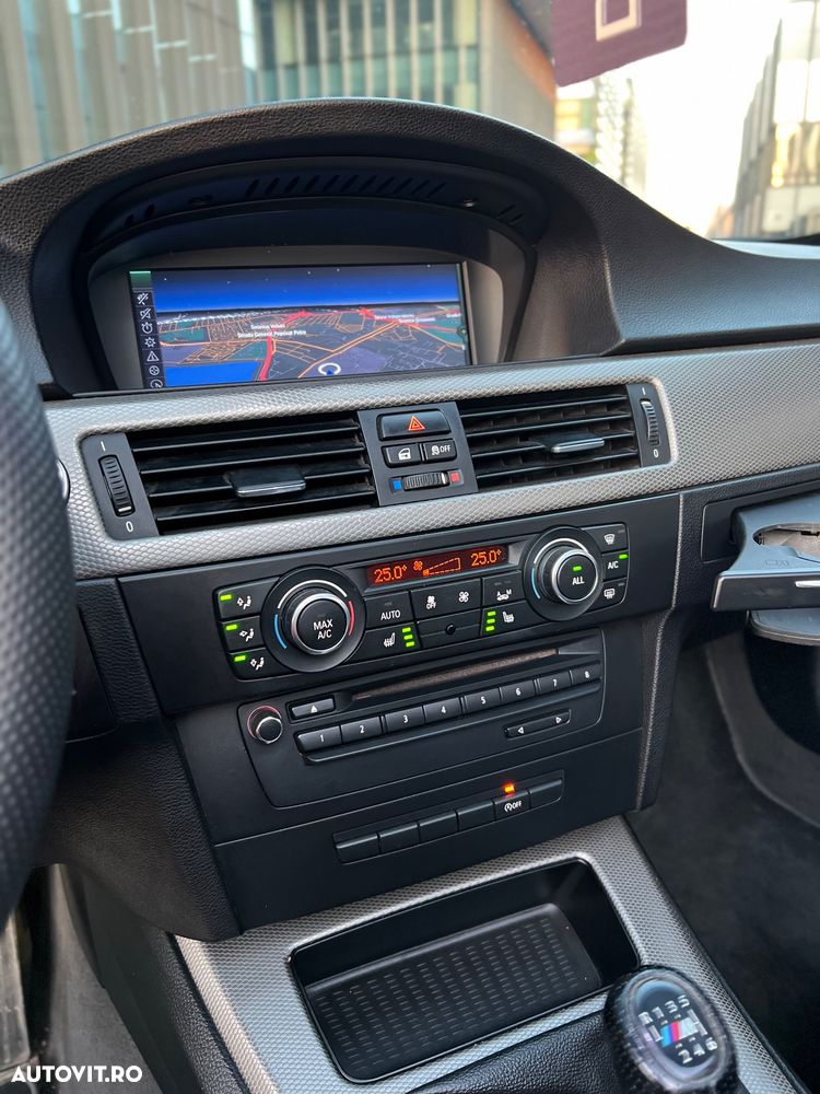 BMW Seria 3 320d M Sport Edition - 8