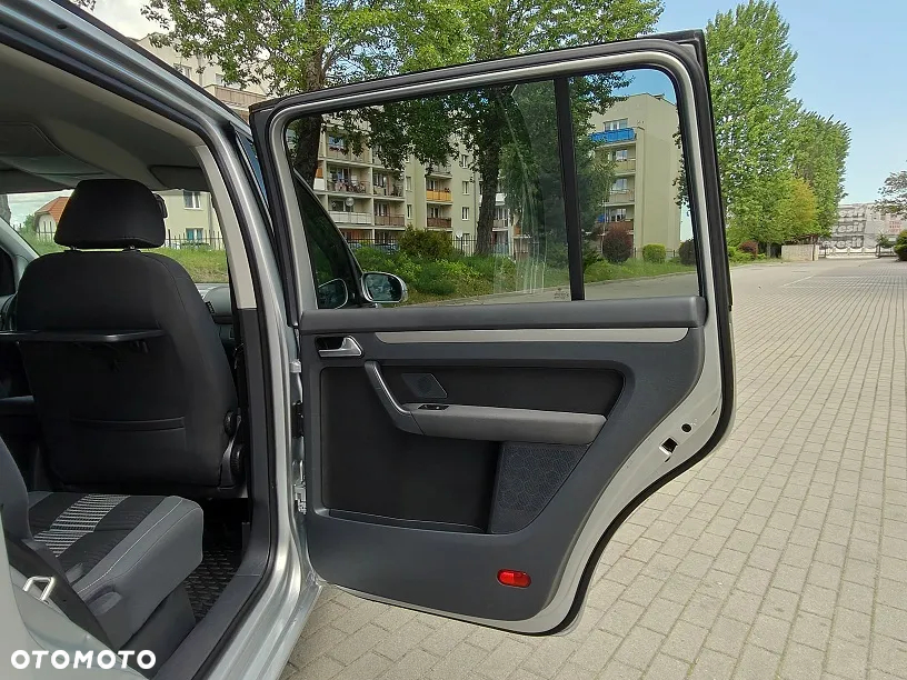Volkswagen Touran 1.9 TDI United - 16
