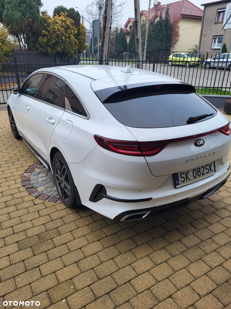 Kia ProCeed - 5