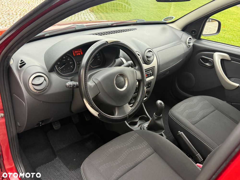 Dacia Sandero Stepway 1.6 - 12