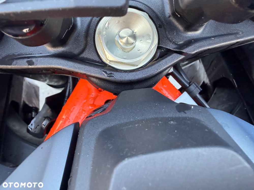 KTM Super Duke - 13