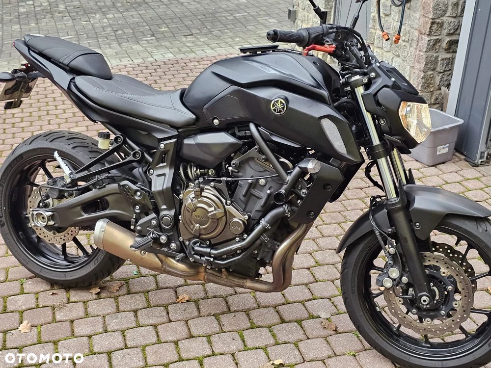 Yamaha MT - 7