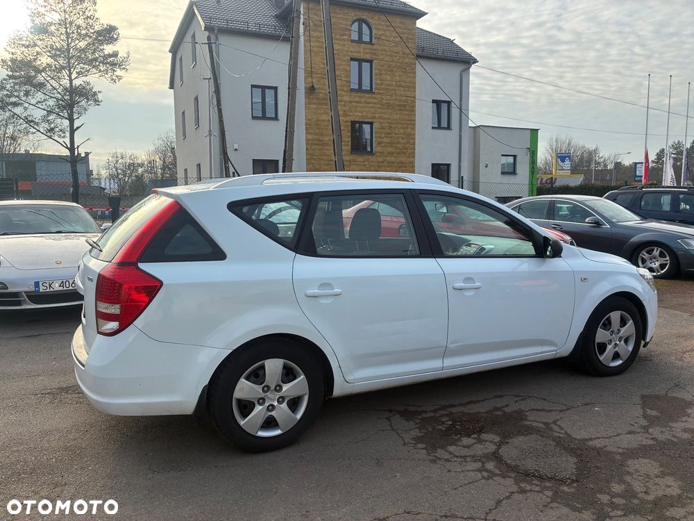 Kia Ceed 1.6 Crdi M - 4