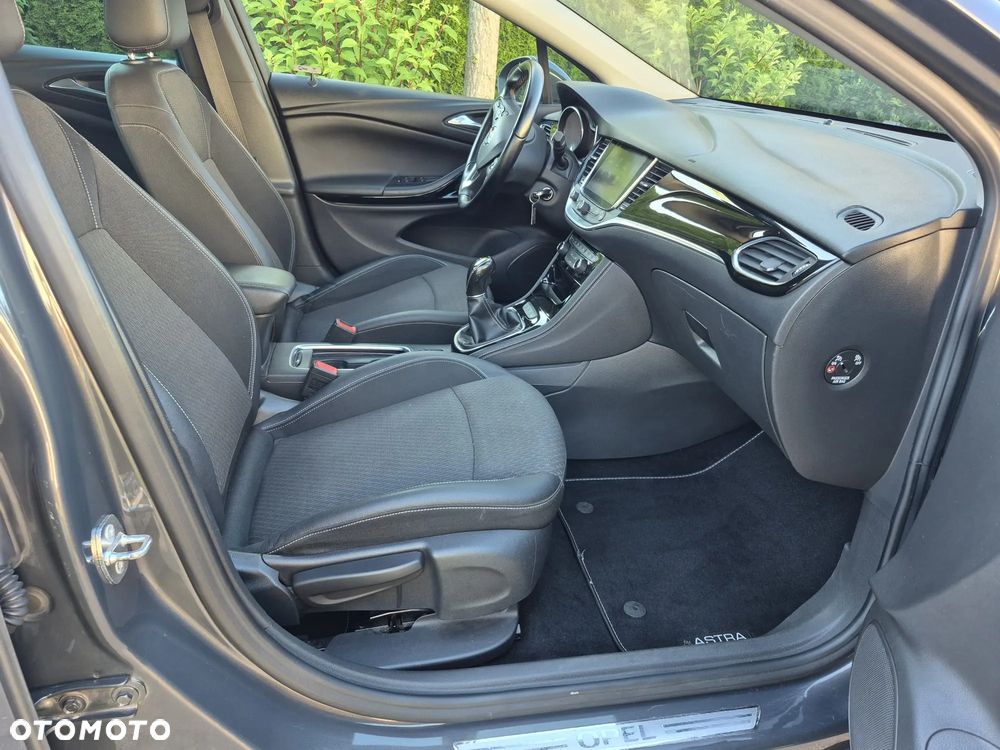 Opel Astra 1.6 CDTI Elite S&S - 11