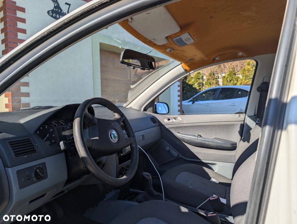 Skoda Fabia 1.4 - 4