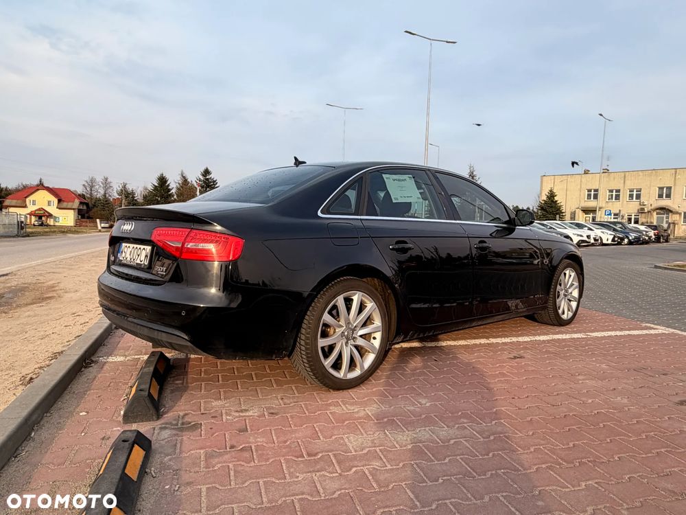 Audi A4 Limousine - 7