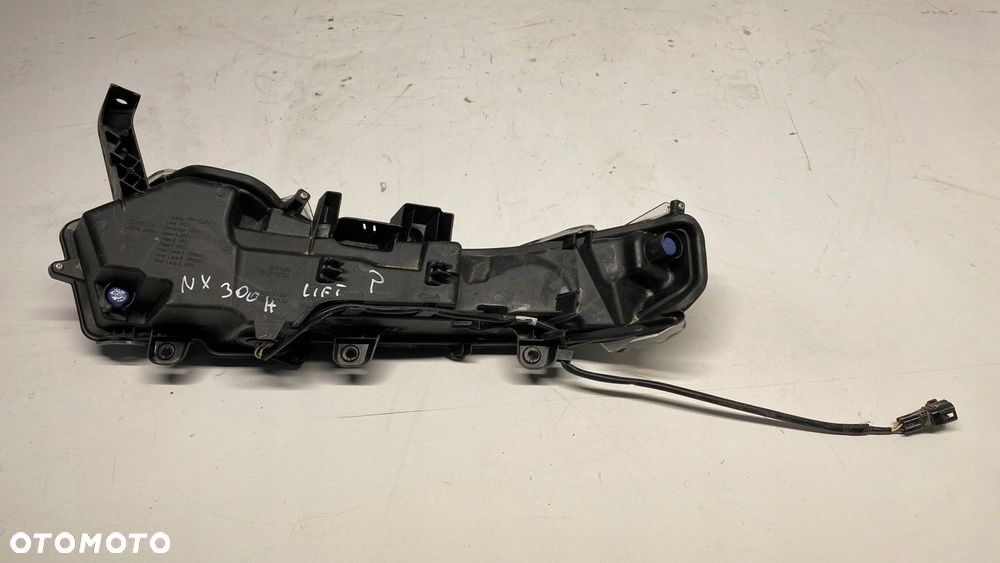 LEXUS NX 300H LIFT LAMPA LED DRL KIERUNKOWSKAZ PRAWY PRAWA PRZÓD PRZEDNIA - 5