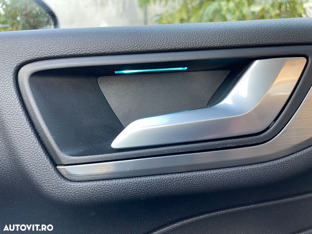 Ford Kuga 2.5 Duratec PHEV ST Line - 34