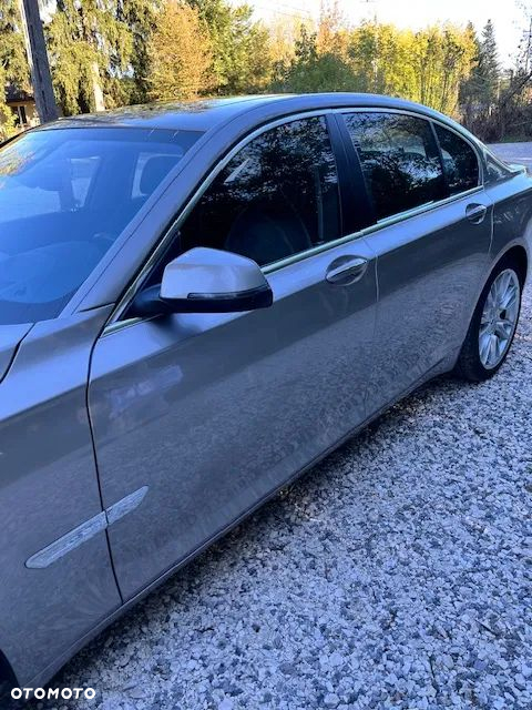 BMW Seria 7 740d xDrive - 11