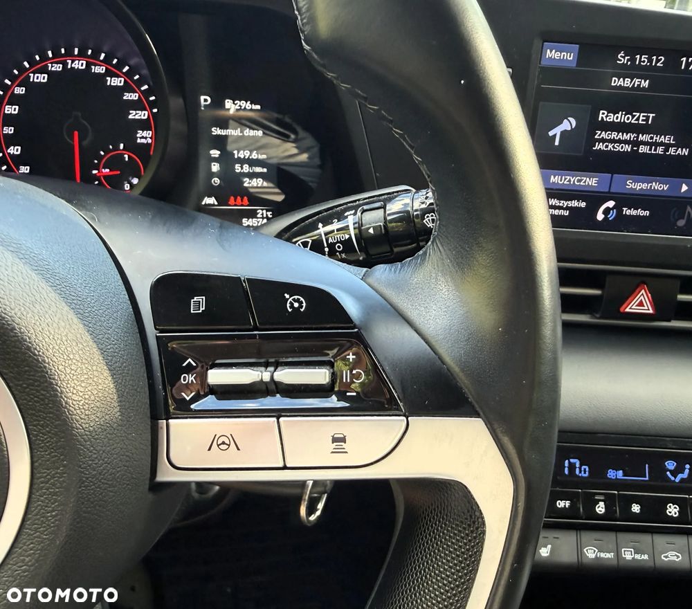 Hyundai Elantra 1.6 Smart CVT - 32
