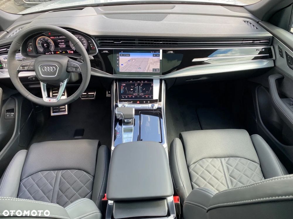 Audi Q8 - 16
