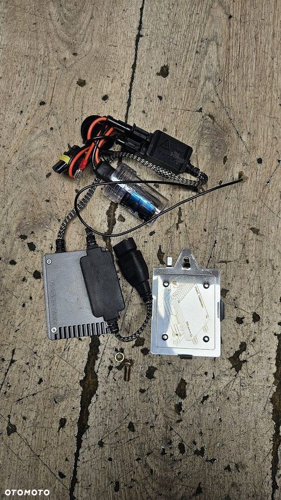 Zestaw Xenon HID H7 8000K - 6