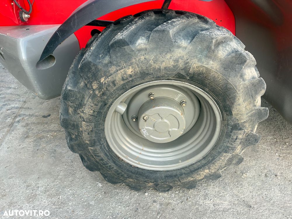 JCB 540-140 (nu Manitou) an 2022, 209 ore de lucru originale - 8