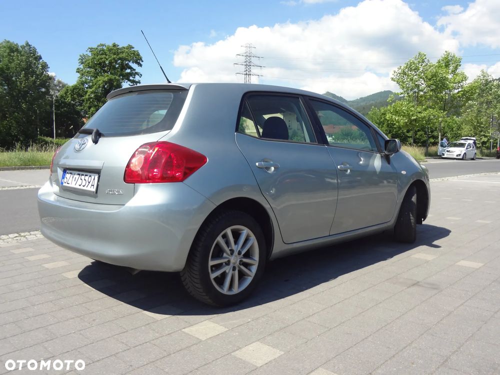 Toyota Auris 1.33 VVT-i 2010 - 3