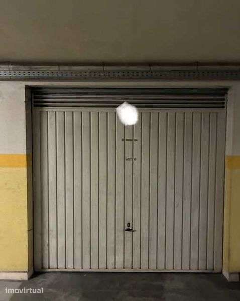 Garagem, Montijo Páteo de Água