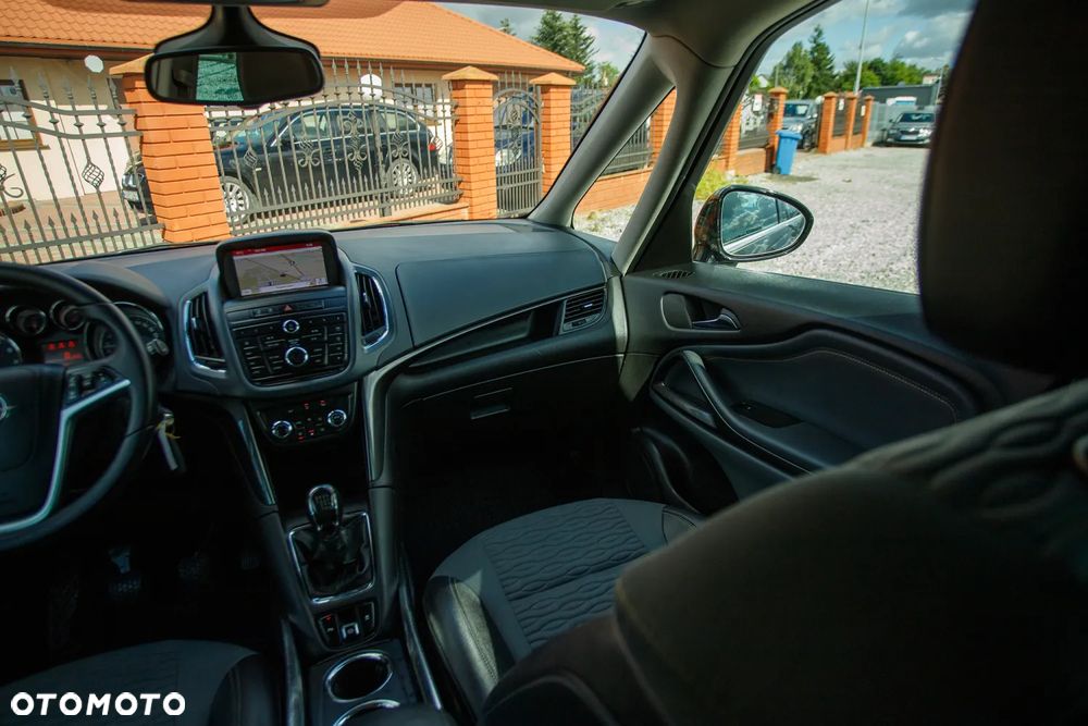 Opel Zafira Tourer 1.4 Turbo Innovation - 29