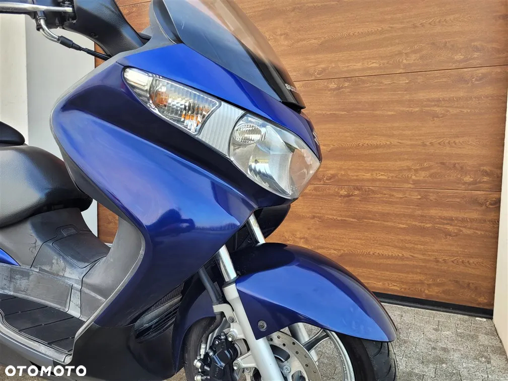 Suzuki Burgman - 3