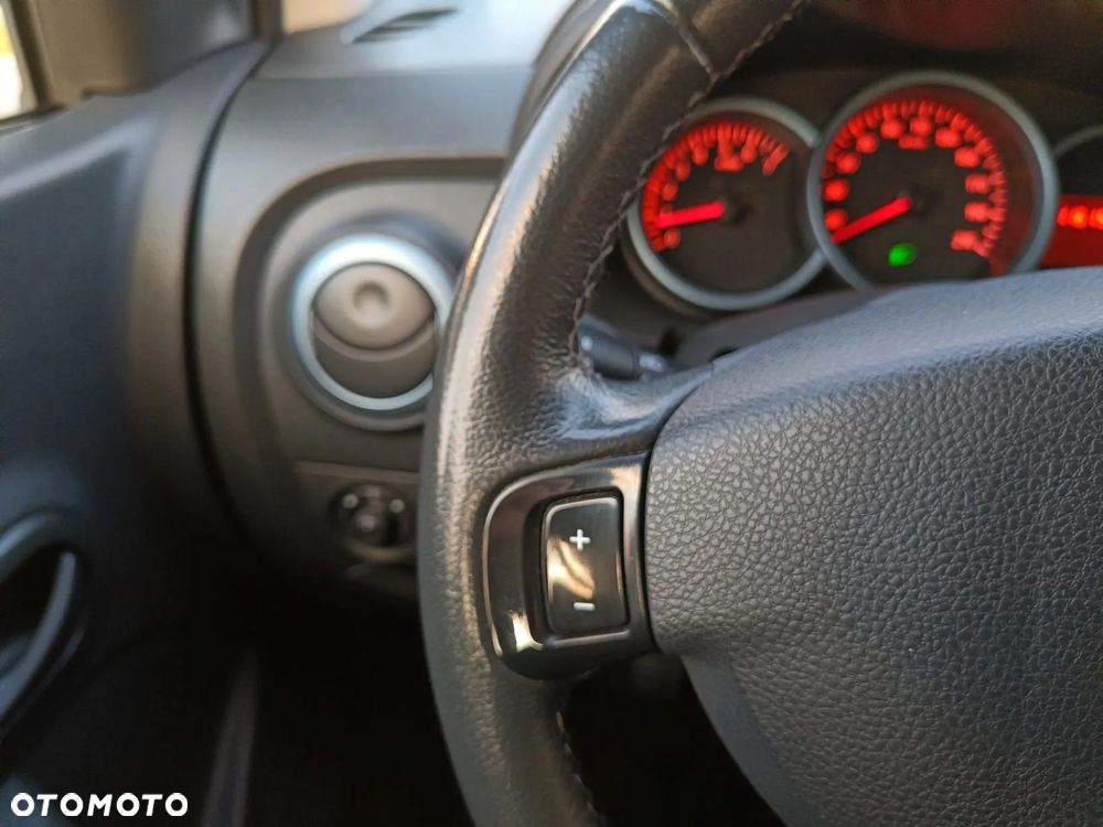 Dacia Dokker TCe 115 Stepway - 32