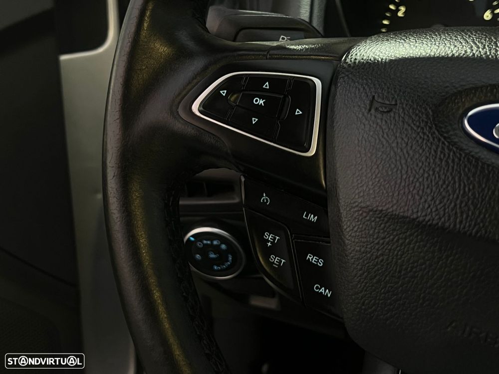 Ford Focus 1.0 EcoBoost Titanium - 20