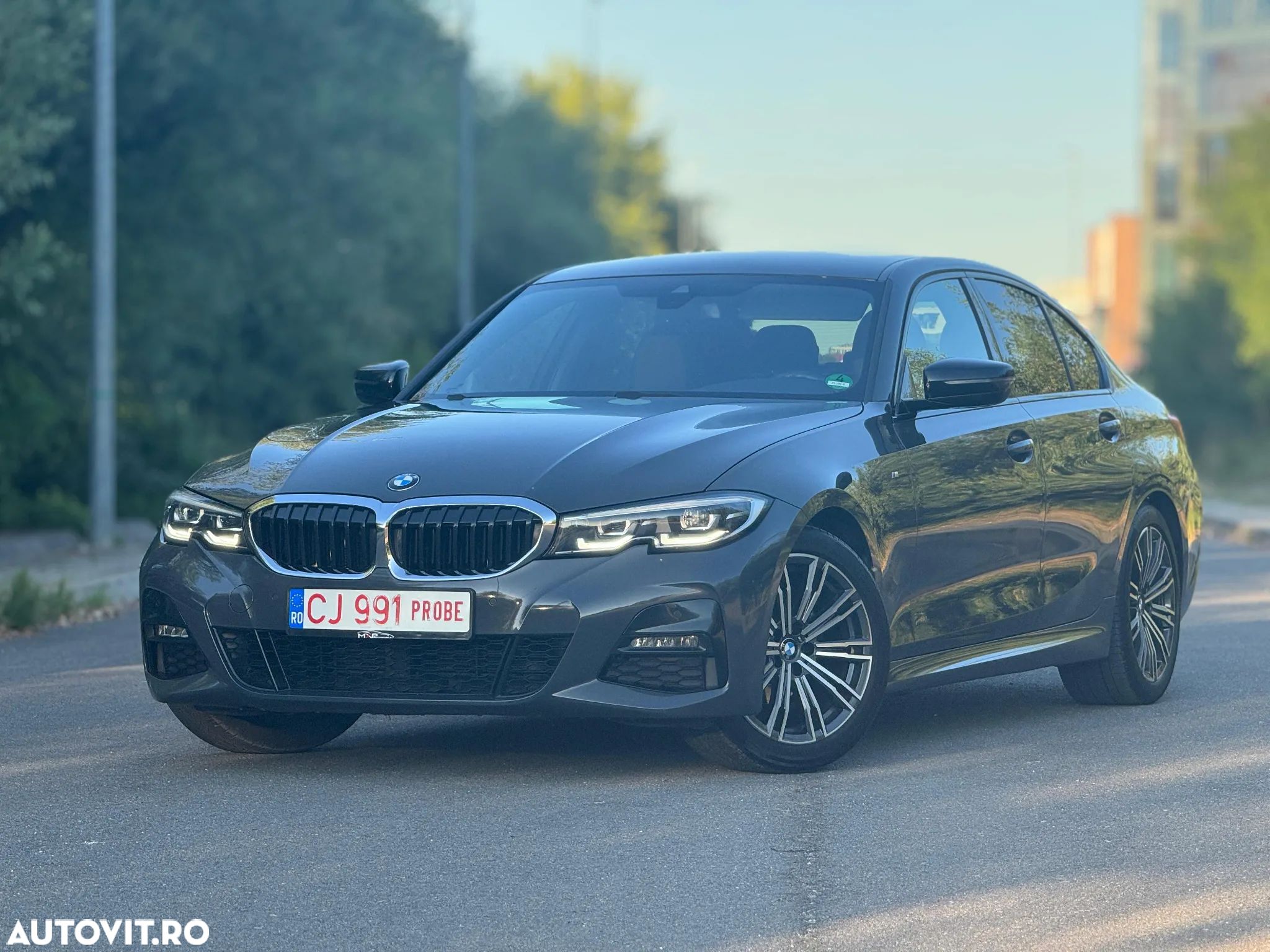 BMW Seria 3 318d Aut. M Sport - 1