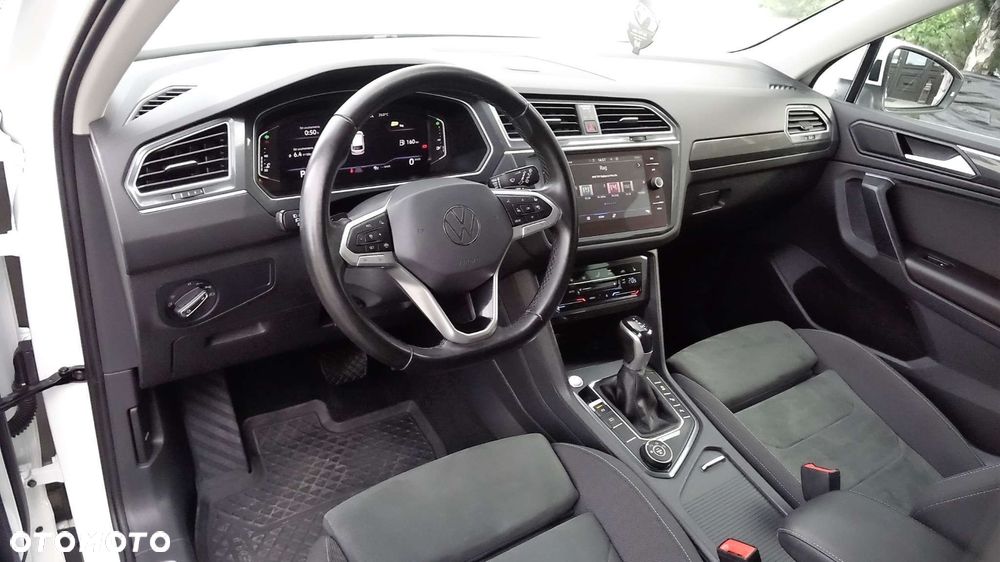Volkswagen Tiguan - 5