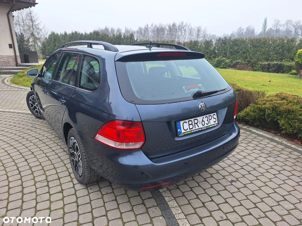 Volkswagen Passat 1.9 TDI Trendline - 4