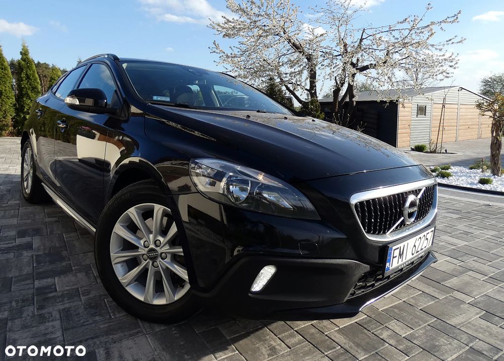 Volvo V40 Cross Country D2 Drive-E Momentum - 29