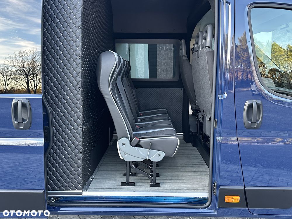 Fiat Ducato L4H2 Brygadowy 7 osób / Bogate wyposażenie / 2.3 POWER 160 KM / Wzmacniany Heavy / DMC 3500kg / Atrakcyjny wygląd / Salon PL / FV23% - 16