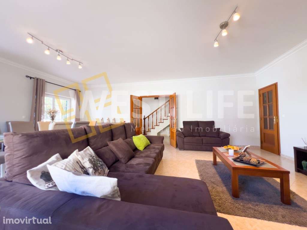 Moradia T4 de áreas generosas e magnificas zonas de lazer - Ericeira - Grande imagem: 3/36