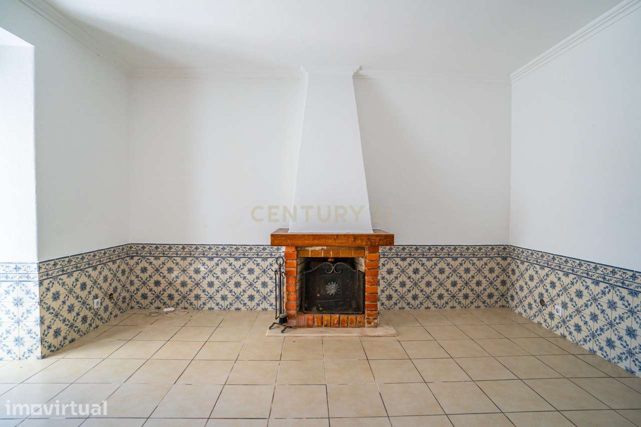Moradia T2+1 nos Vidais com Piscina e Espaço Exterior - Grande imagem: 4/22