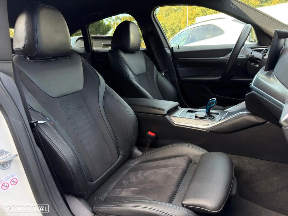 BMW i4 eDrive40 Pack Desportivo M - 17