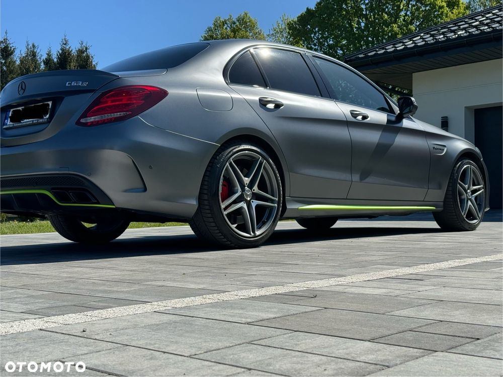 Mercedes-Benz Klasa C AMG 63 S - 14