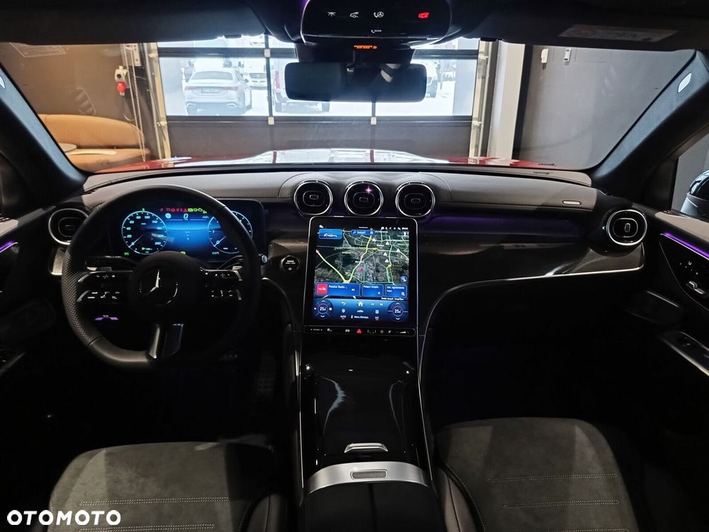 Mercedes-Benz GLC - 21