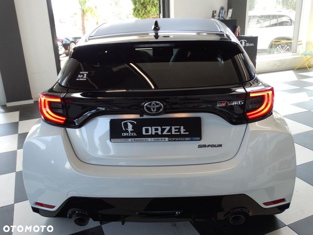 Toyota Yaris - 7
