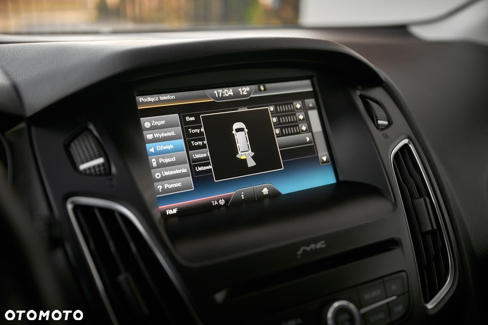 Ford Focus 1.5 TDCi Titanium ECOnetic ASS - 9