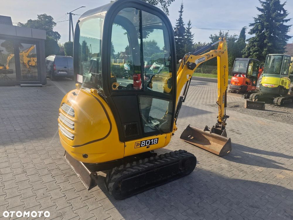 JCB 80 18 - 3