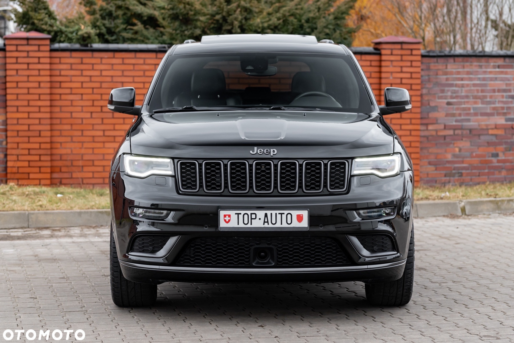 Jeep Grand Cherokee - 13