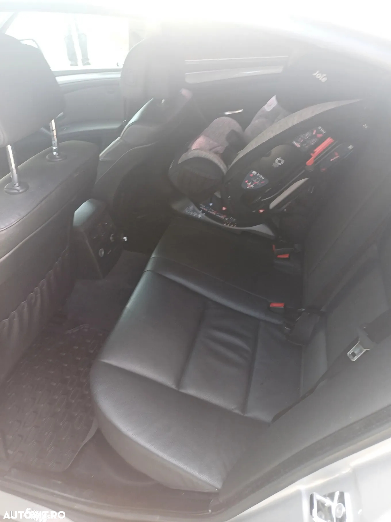BMW Seria 5 520i Touring - 7