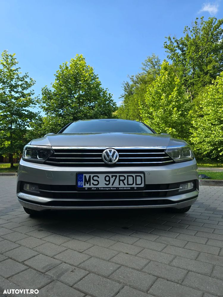 Volkswagen Passat 2.0 TDI Highline - 19
