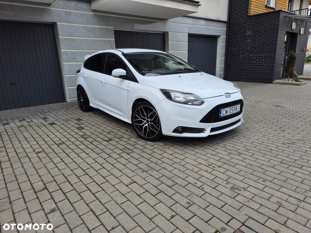 Ford Focus - 2