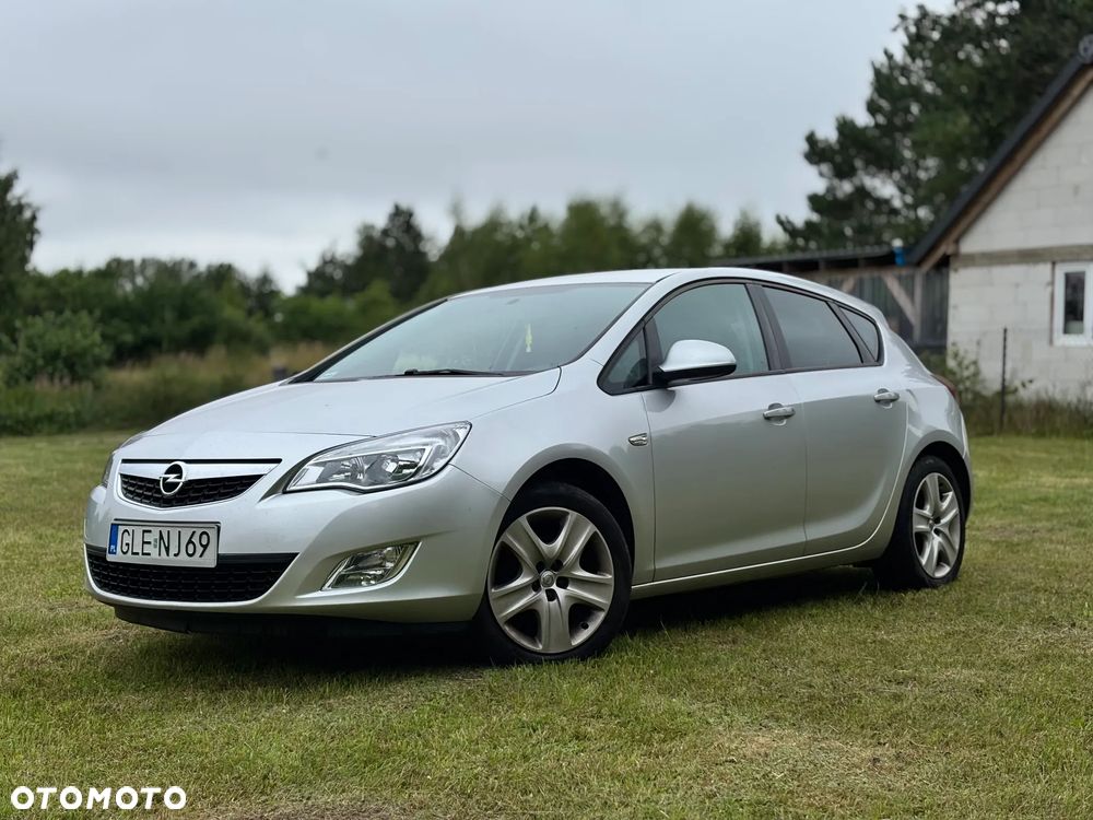 Opel Astra 1.4 Turbo - 2