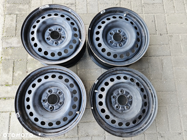 Felgi stalowe HYUNDAI IX35 TUCSON KIA SPORTAGE 6.5" x 16" 5x114.3 ET 46. Czujniki