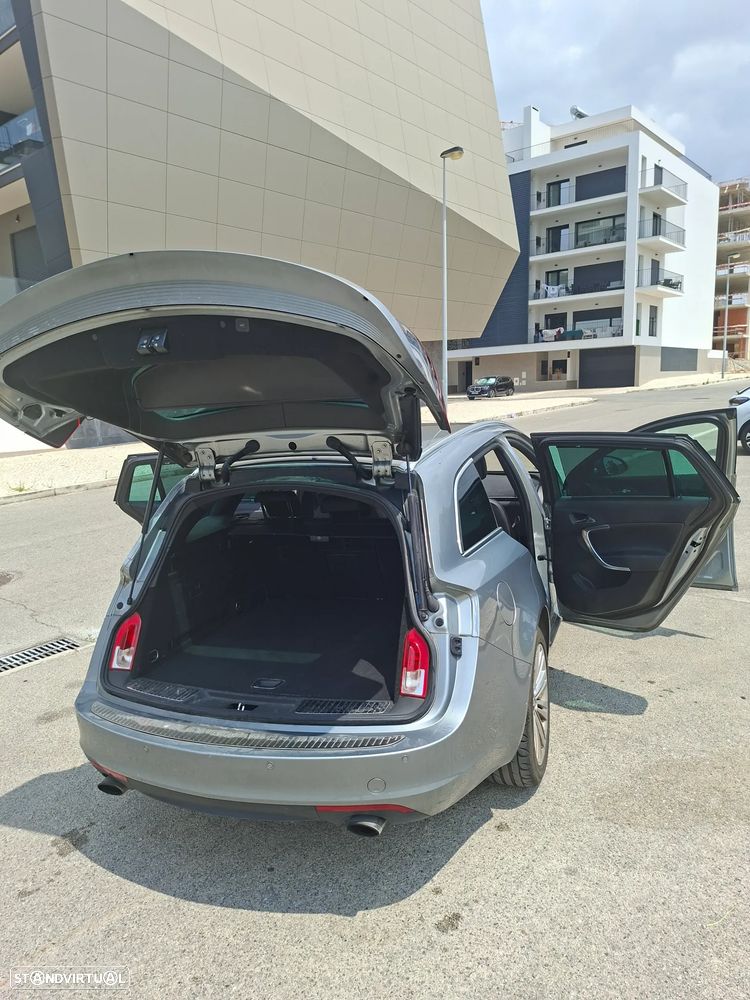 Opel Insignia - 13