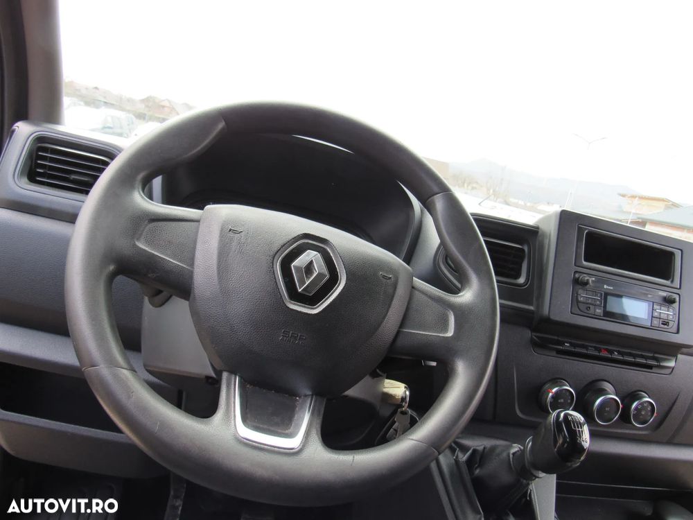 Renault Master - 18