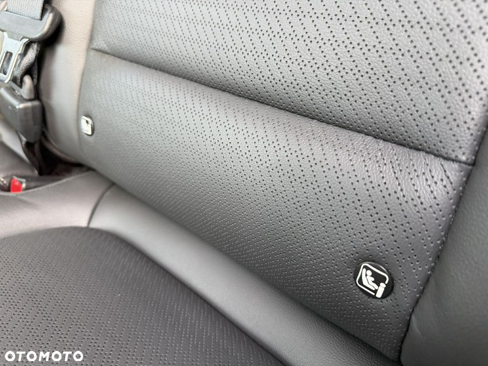 Hyundai Kona 1.6 T-GDI DCT 4WD Premium - 28