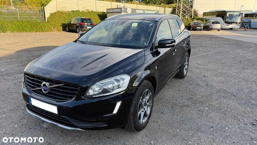 Volvo XC 60 D3 Drive-E Momentum - 1
