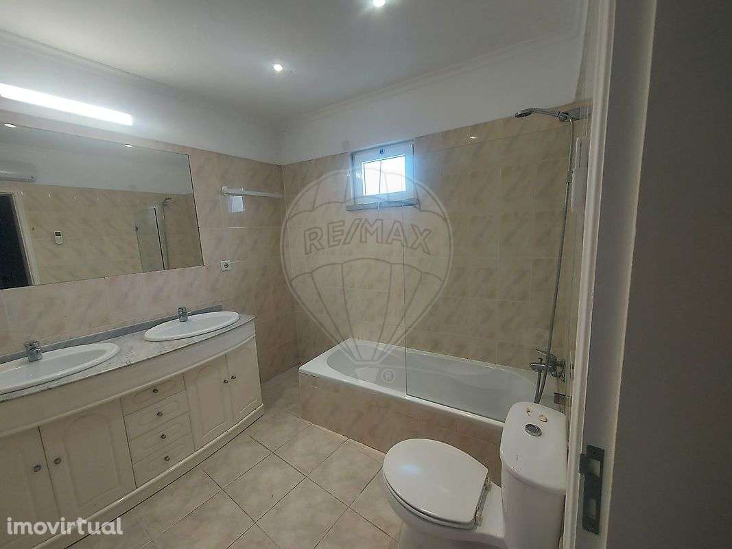 Moradia T2 para arrendamento - Grande imagem: 4/23