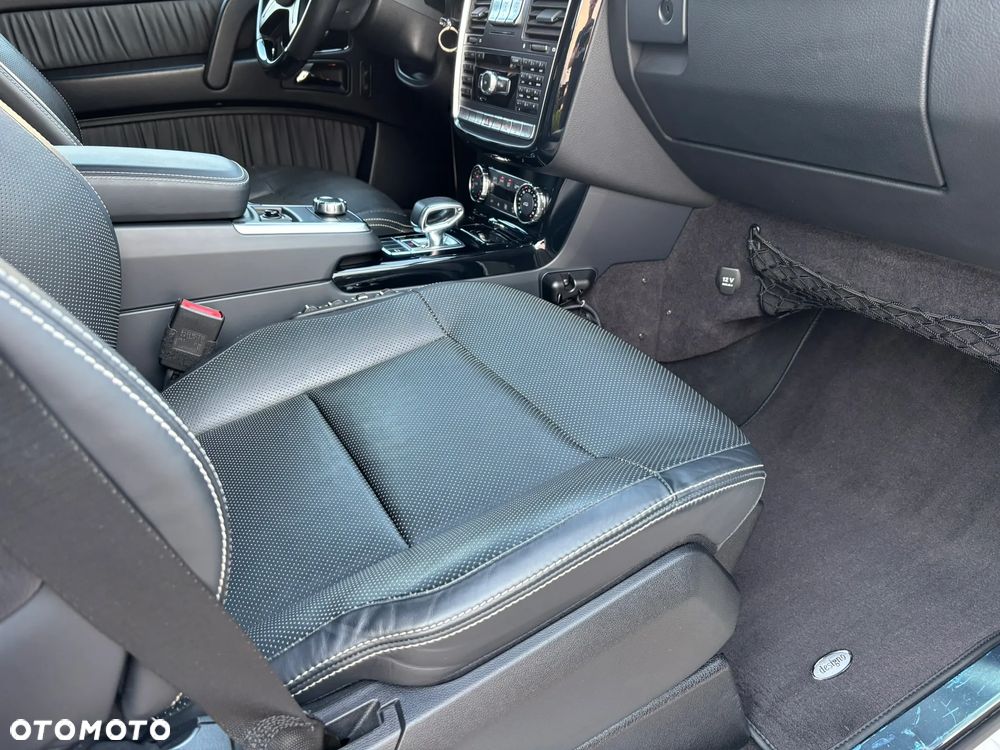 Mercedes-Benz Klasa G AMG 63 AMG SPEEDSHIFT 7G-TRONIC - 23
