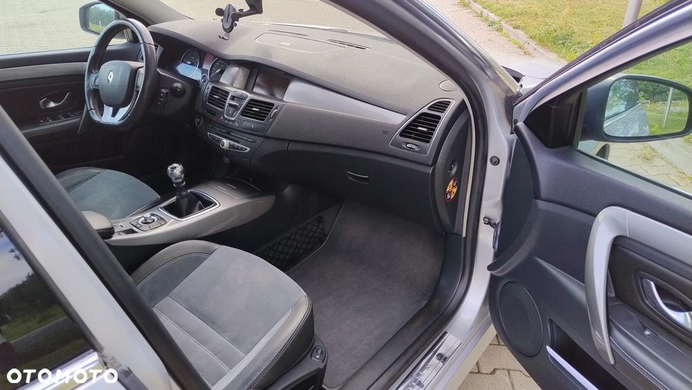Renault Laguna dCi 150 FAP Bose - 18