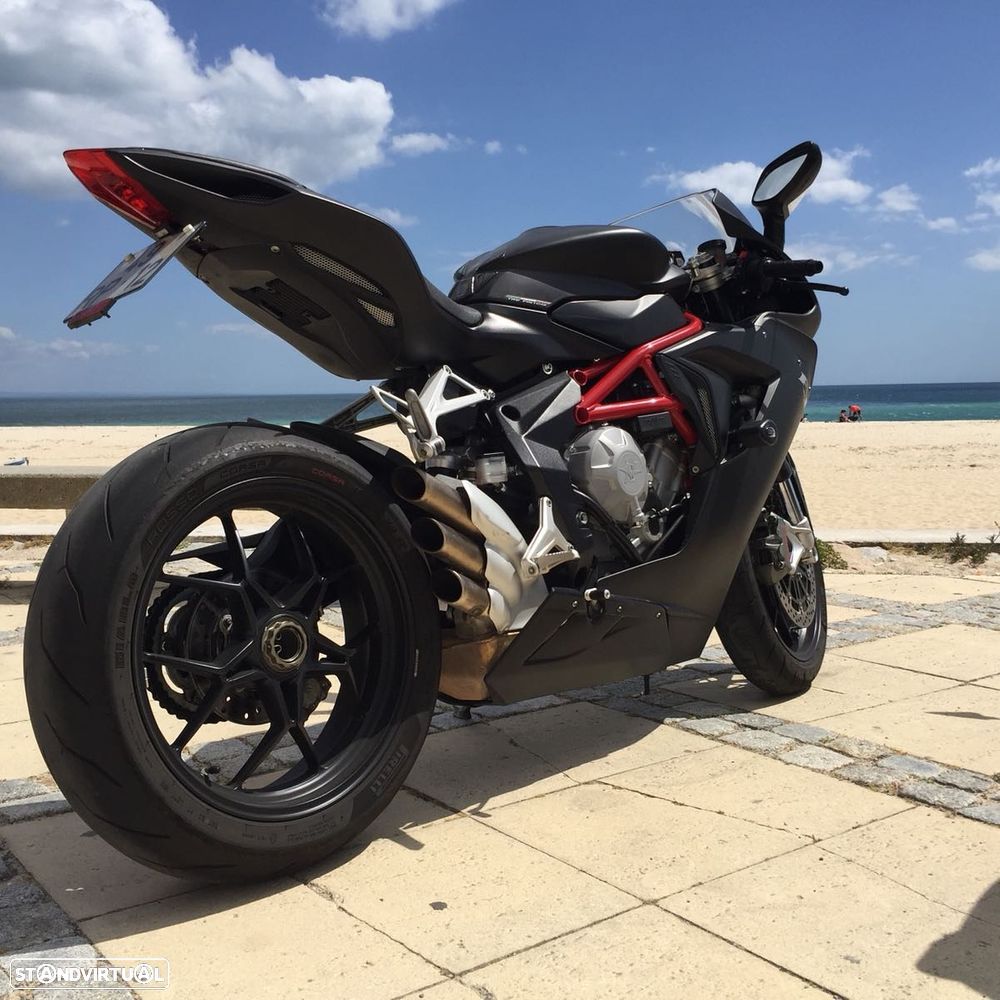 MV Agusta F3 800 - 2